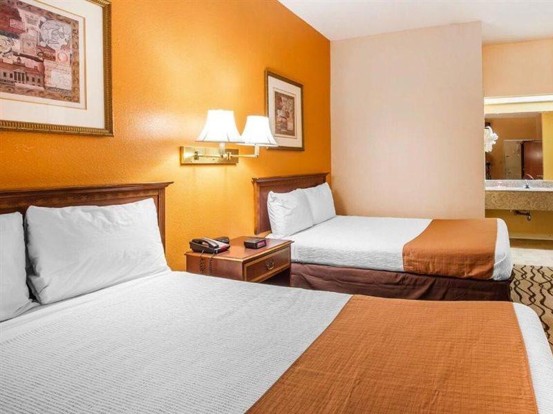 Zainee Inc Budgetel Inn And Suites Огъста Екстериор снимка