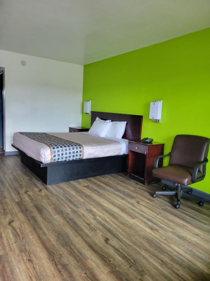 Zainee Inc Budgetel Inn And Suites Огъста Екстериор снимка