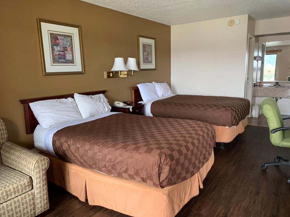 Zainee Inc Budgetel Inn And Suites Огъста Екстериор снимка
