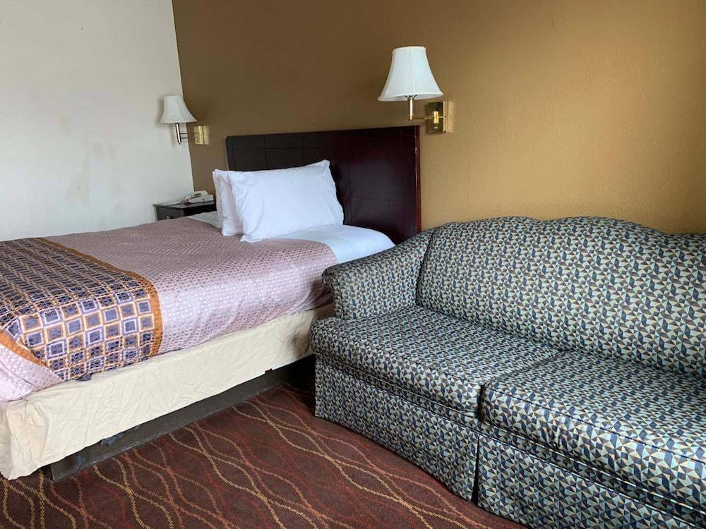 Zainee Inc Budgetel Inn And Suites Огъста Екстериор снимка