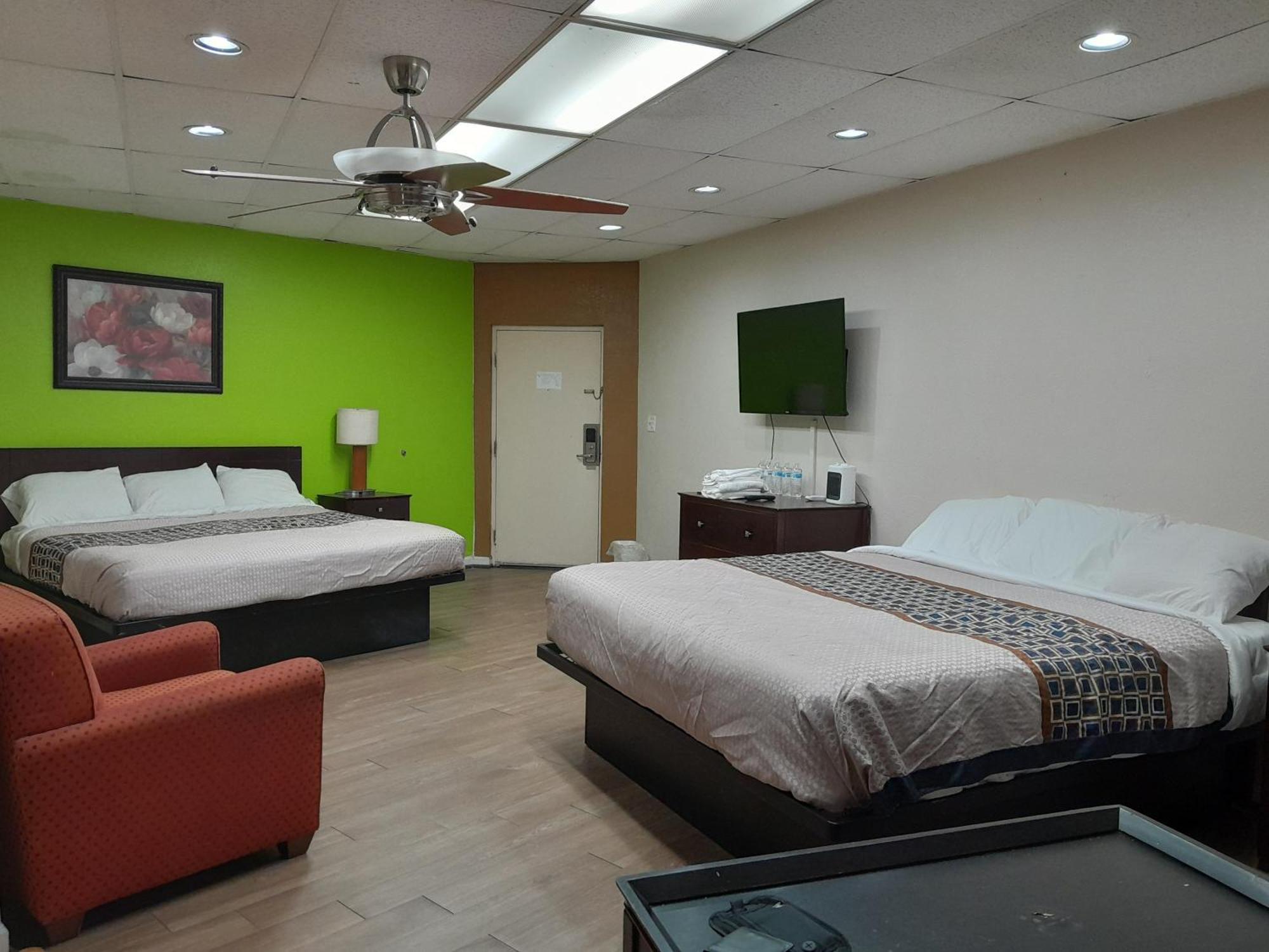 Zainee Inc Budgetel Inn And Suites Огъста Екстериор снимка