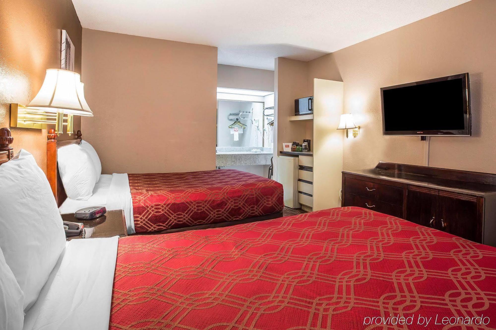Zainee Inc Budgetel Inn And Suites Огъста Екстериор снимка